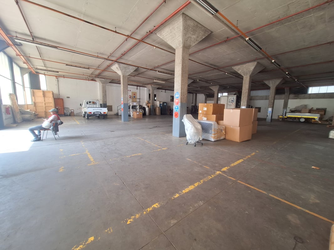 773m² Warehouse To Let in New Germany
