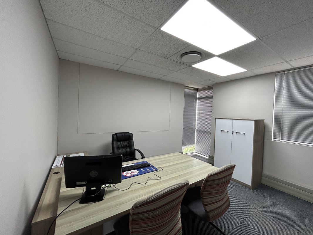 337m² Office To Let In Westway Office Park, Westville