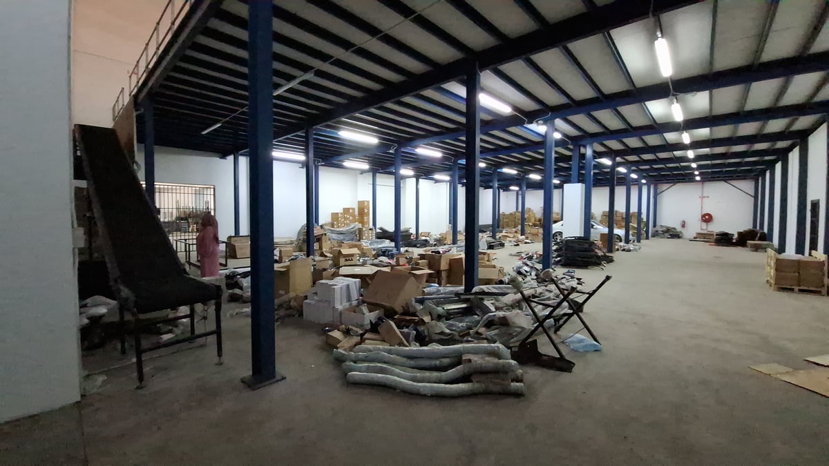 1283m² Warehouse For Lease in Riverhorse Valley