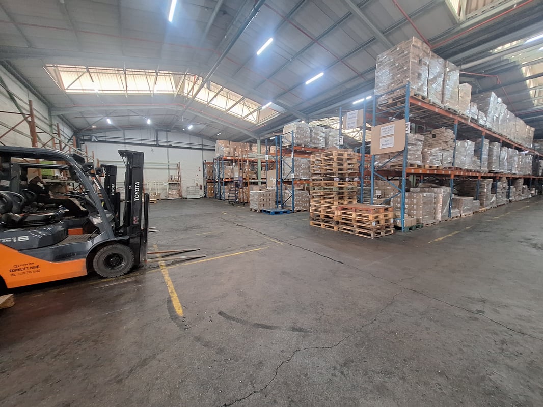 3 970m² Industrial Warehouse with Yard To Let in Westmead