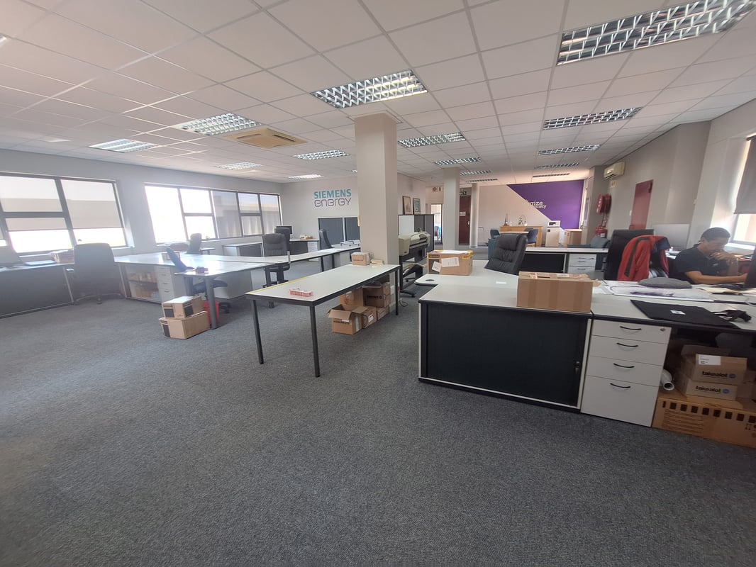 417m² Warehouse with Modern Office Component To Let in Maxmead, Pinetown