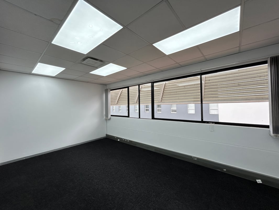134m² Office Space To Let – Westway Office Park, Westville