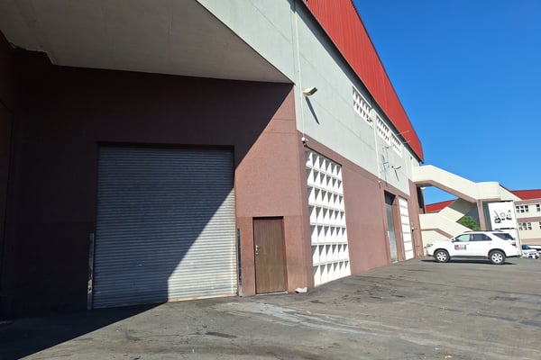 620m² Warehouse To Let in New Germany — image 3