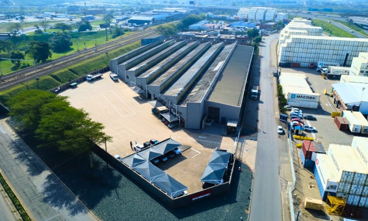 7 982m² Warehouse To Lease in Mobeni