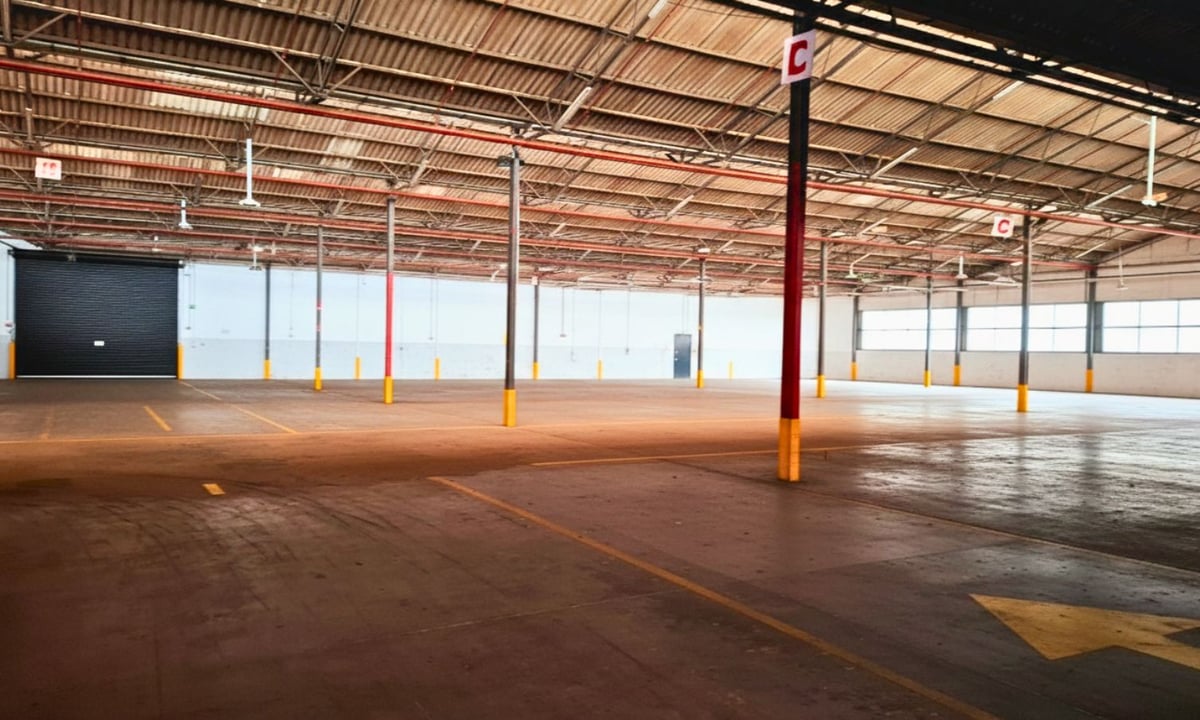 7 982m² Warehouse To Lease in Mobeni