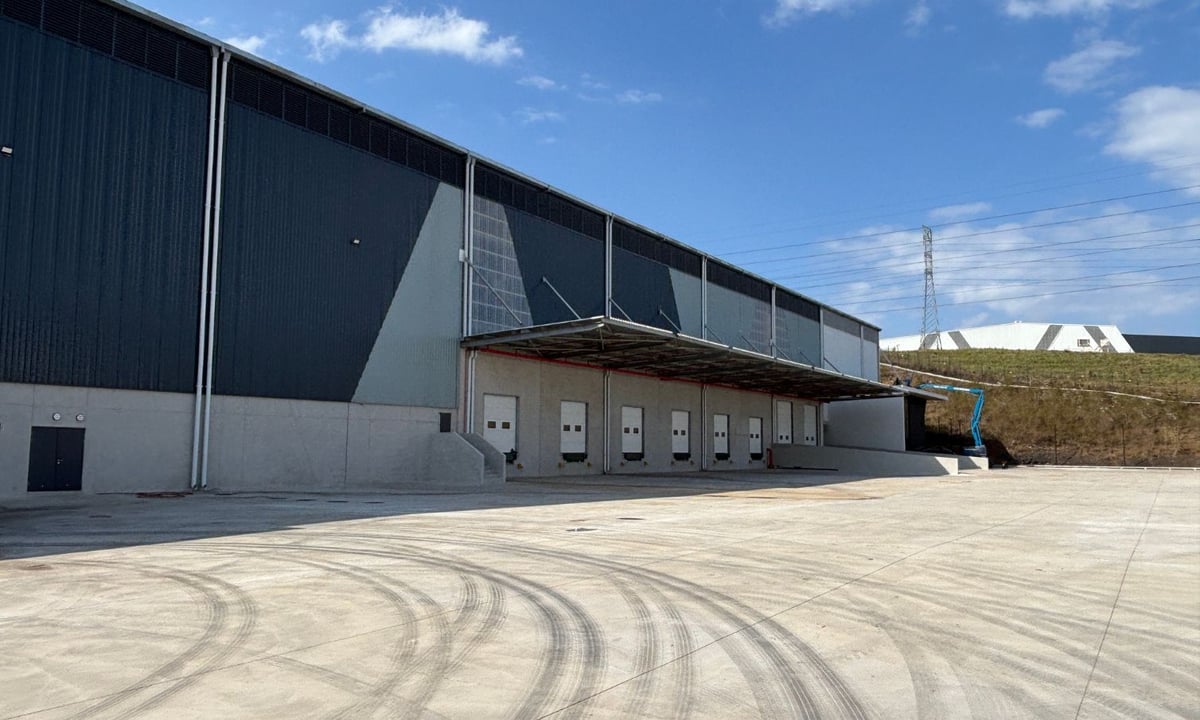 8 195m² New Warehousing Facility To Let in Riverhorse Valley 