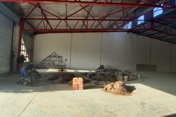 644m² Warehouse For Sale in Springfield Park — image 6