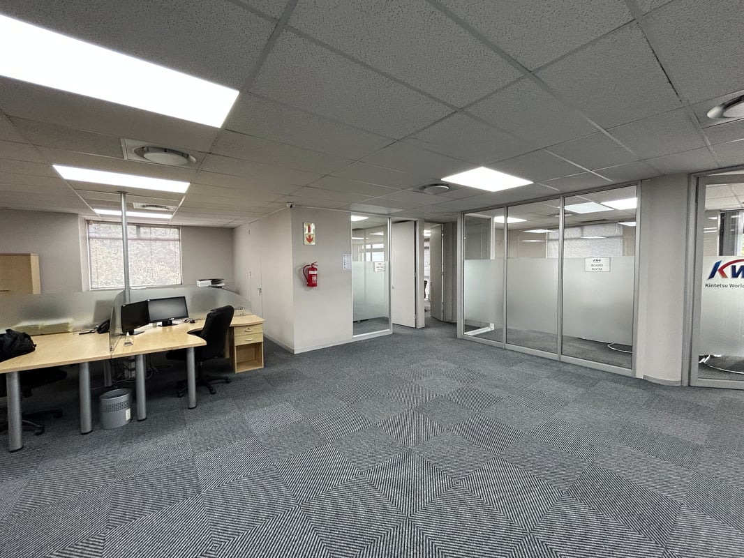 337m² Office To Let In Westway Office Park, Westville