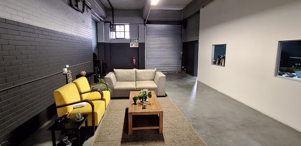 1 548m² Warehouse To Let in New Germany