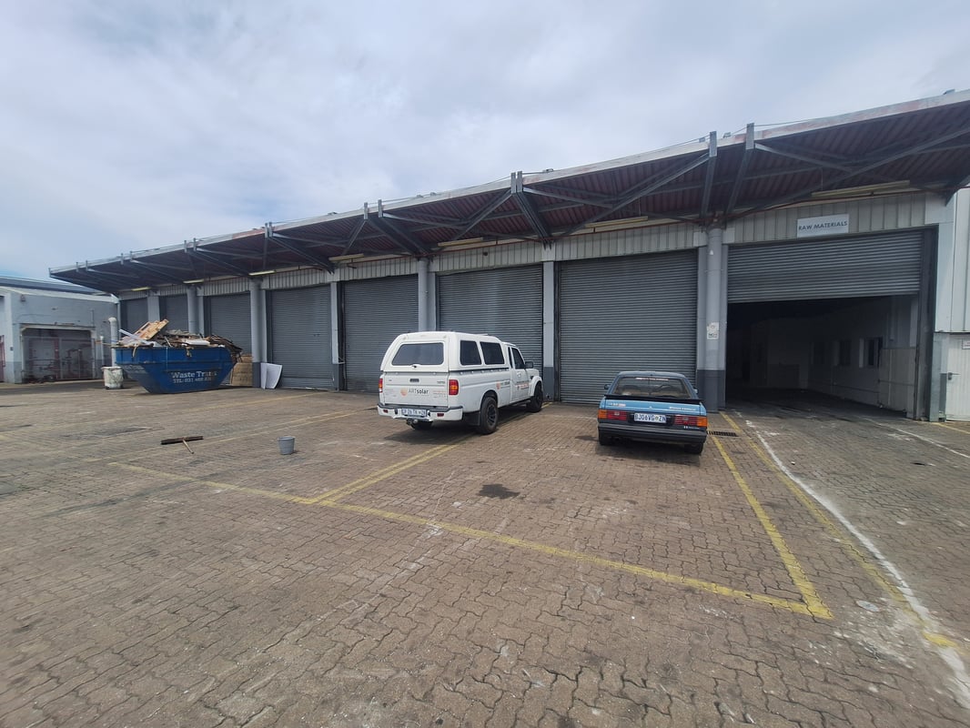 2 900m² Warehouse To Let in New Germany