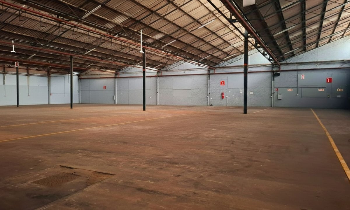 7 982m² Warehouse To Lease in Mobeni