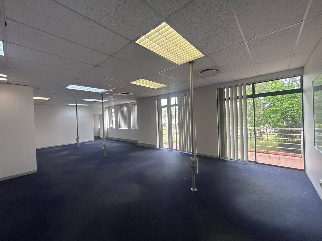 230m² Ground Floor Office To Let in Trosvale Office Park, Umhlanga