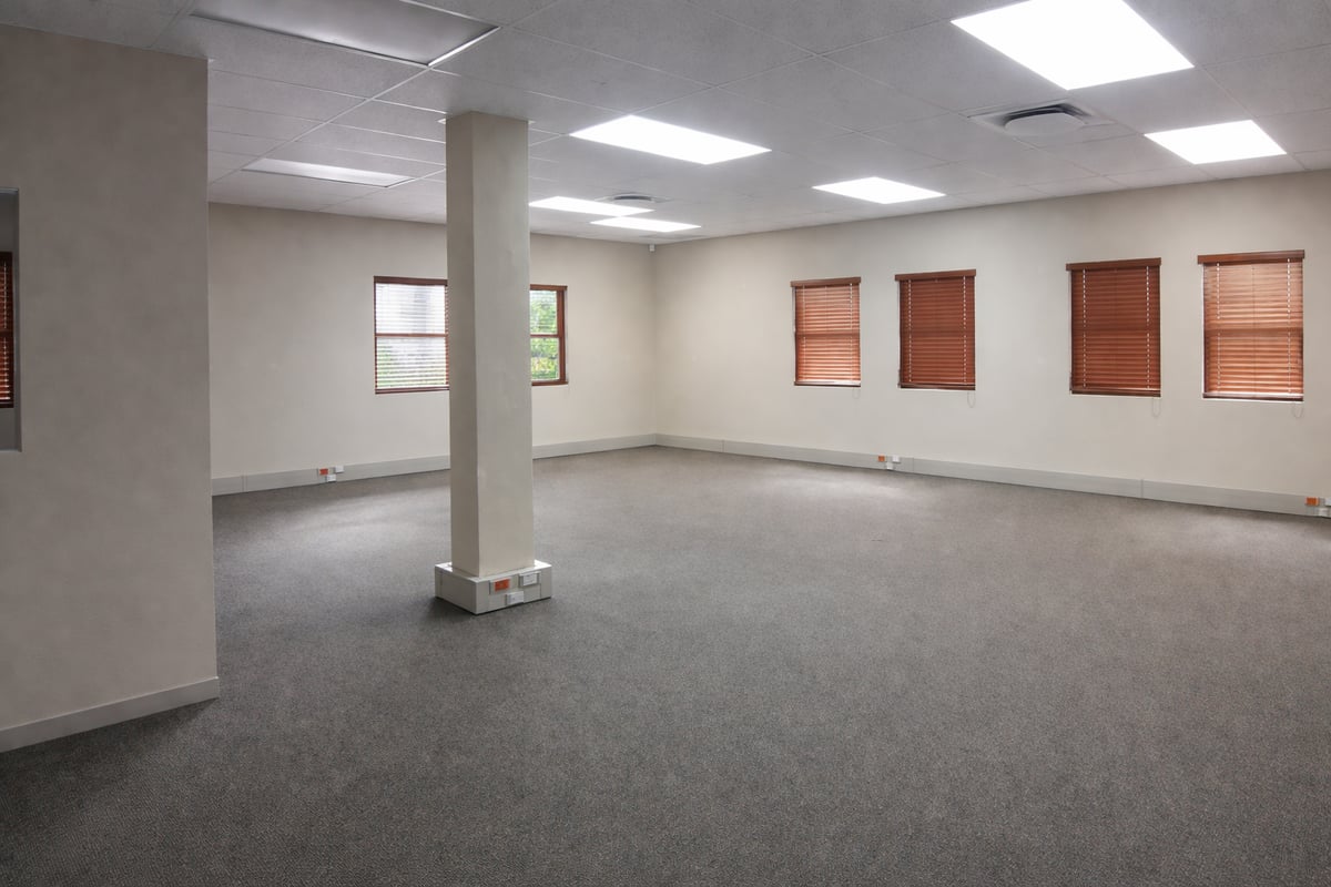 130m² Office To Let in Kloof