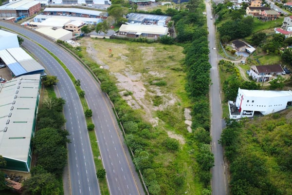14 596m² Industrial Land To Let in Briardene — image 2