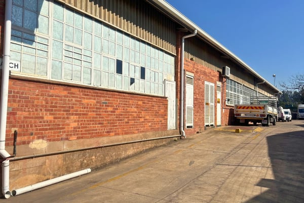 2140m²  Manufacturing & Warehouse Facility To Let – Westmead — image 5