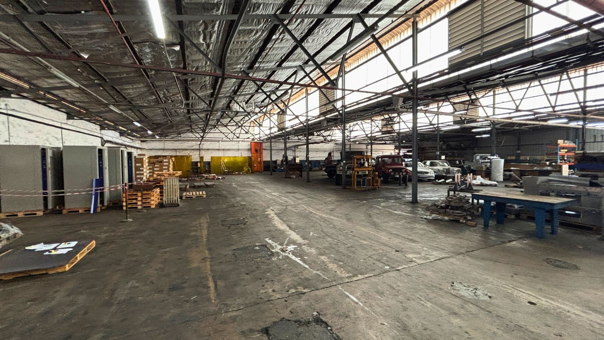 2129m² Warehouse For Lease In New Germany