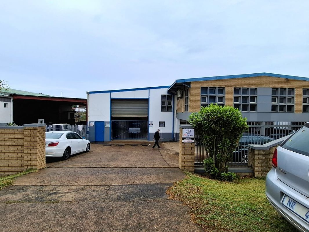 829m² Prime Standalone Property For Sale in Mount Edgecombe