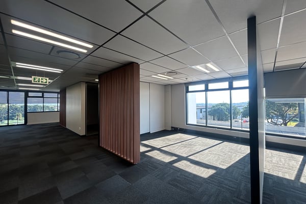 1 678m² Office to Let in The Glasshouse Office Park — image 5