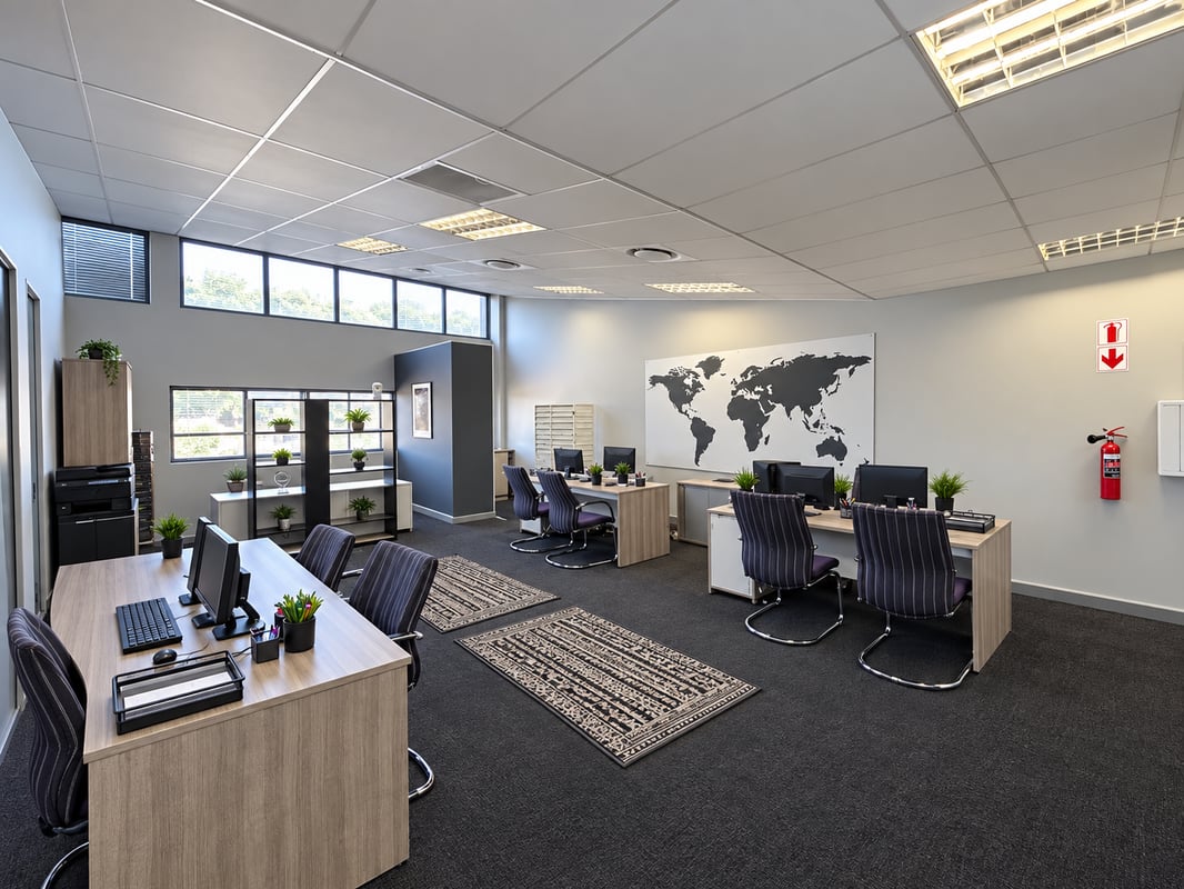 190m² Office to Let in Lion Match Office Park