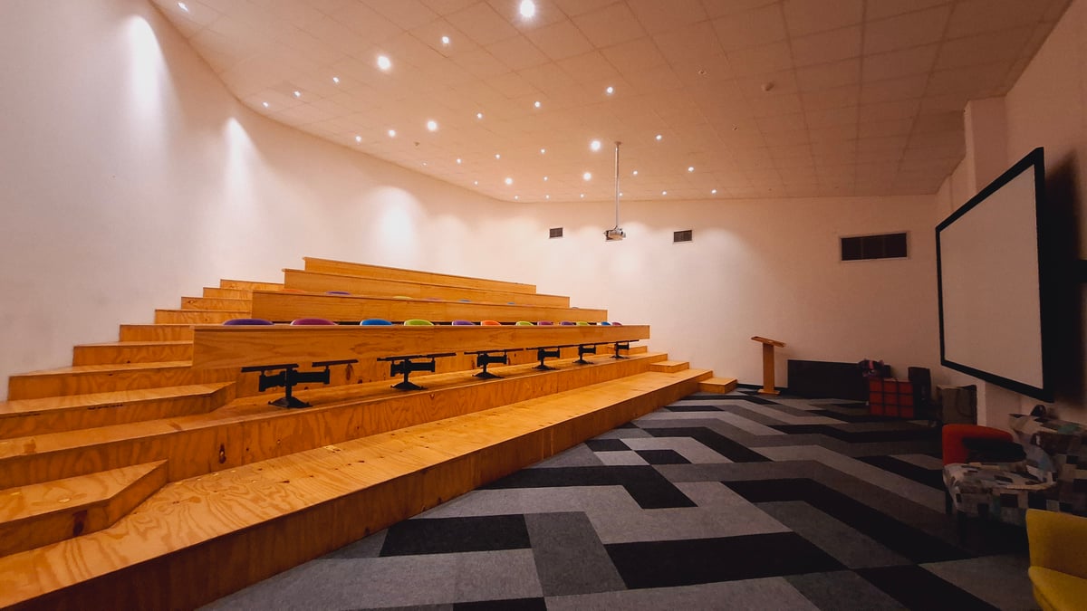 1223m² Office space For Lease in Durban North