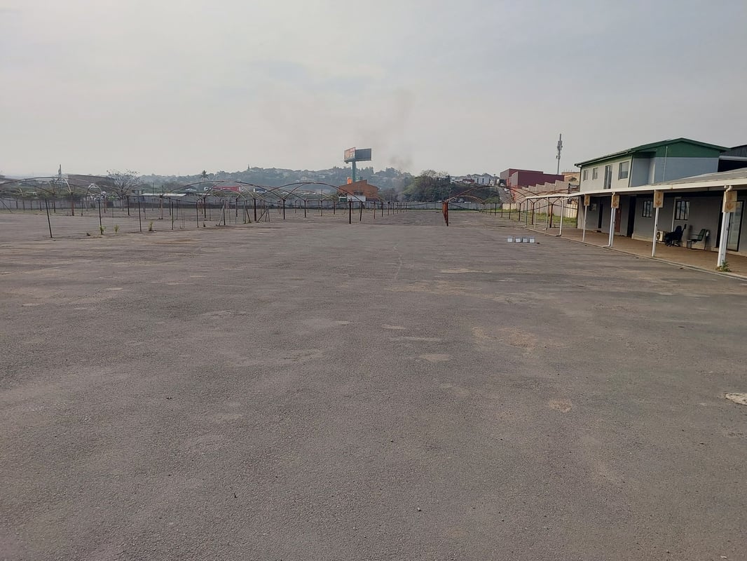 7000m² Yard For Lease In Springfield