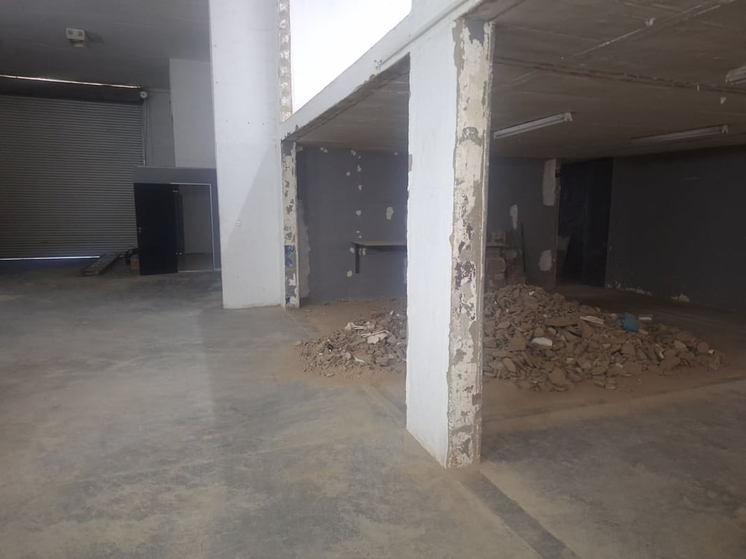 368m Warehouse For Lease In Westmead