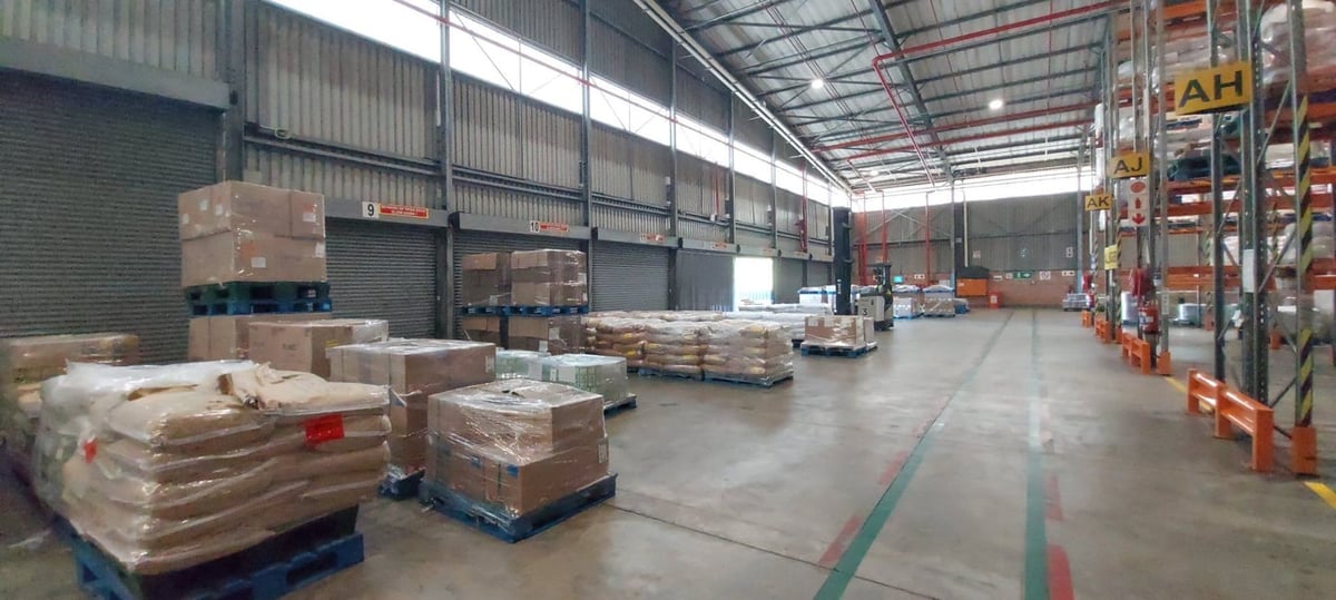 5000m² Warehouse For Lease in Riverhorse Valley