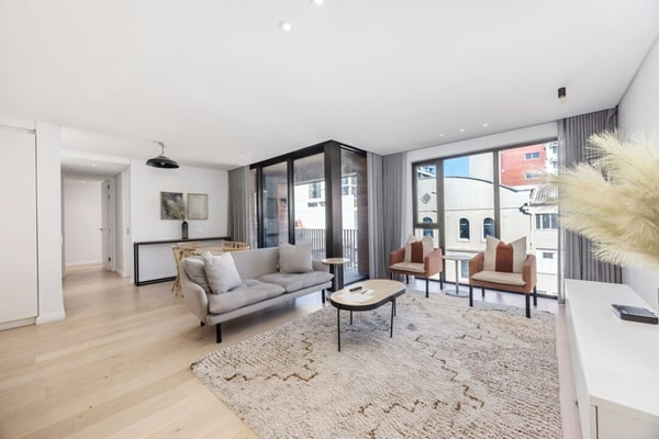 Live in the heart of de Waterkant at The Old Cape Quarter – unit 311