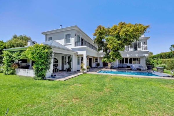 Luxury secure estate in Constantia Upper