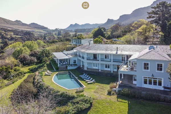 Constantia Upper elegance with far reaching views