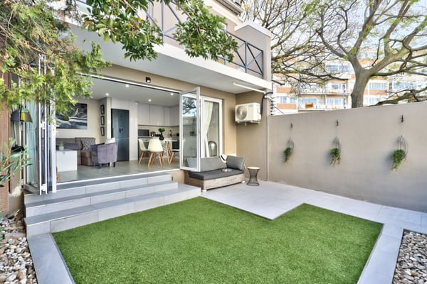 63 sqm garden apartment in Green Point, Cape Town | Hardie Property