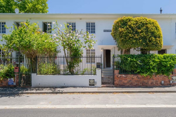 Chelsea Cloisters townhouse for sale in Cape Town