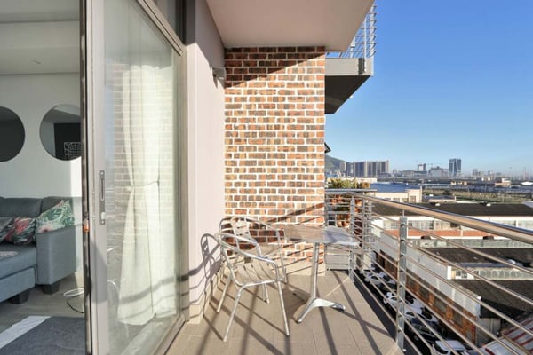Investment property, furnished one bed with tenant in place
