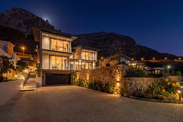 Brand new Stonehurst Mountain Estate home in Cape Town | Hardie Property