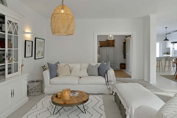 Secure Estate living in the heart of Constantia