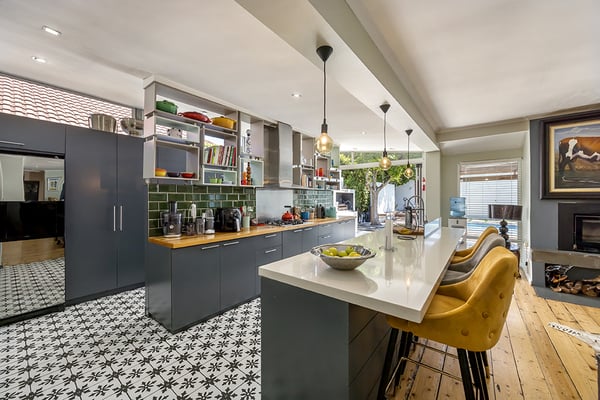 4 Bedroom family home, for sale in Rondebosch