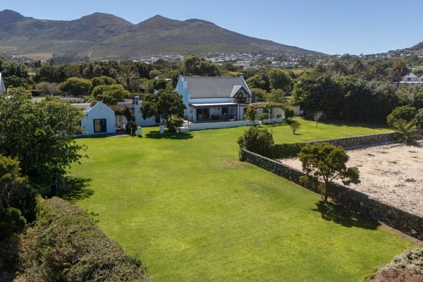 Equestrian home for sale in Noordhoek, South Africa | Hardie Property