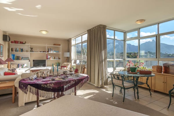 Wynberg Upper Apartment