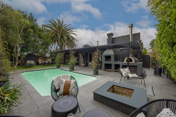 Styled and spacious Diep River home with great entertainment space | Hardie Property