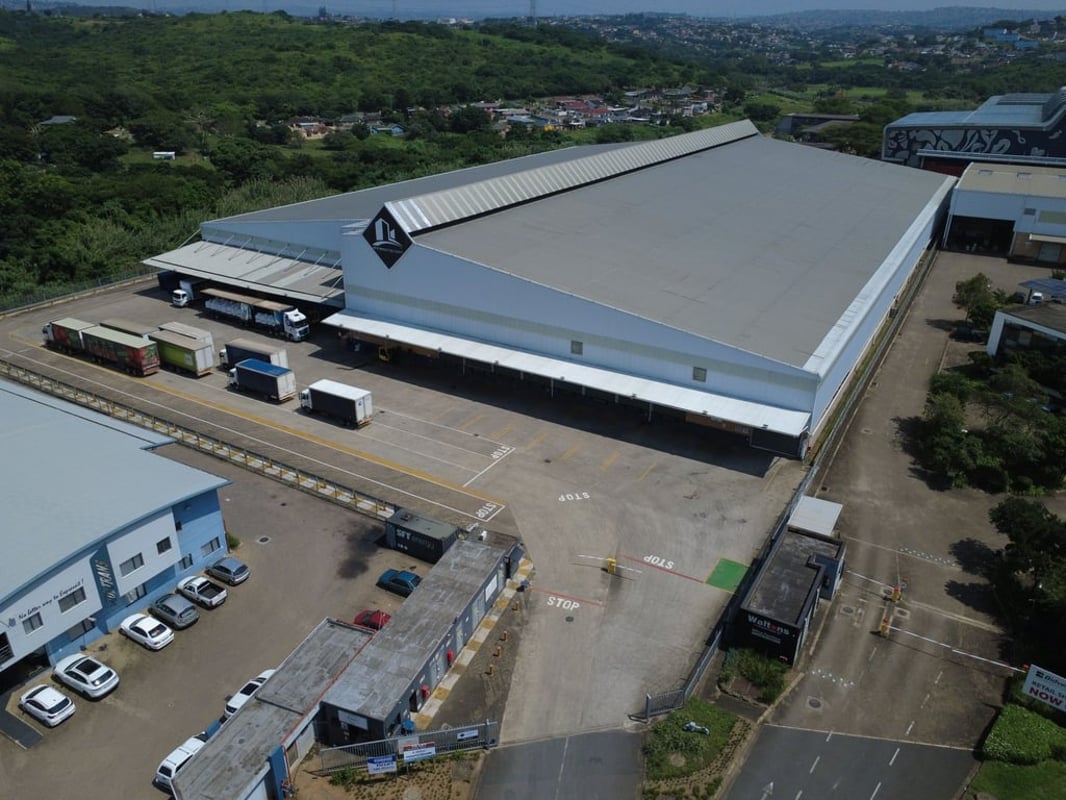 17 323m² Warehouse For Lease In Riverhorse Valley