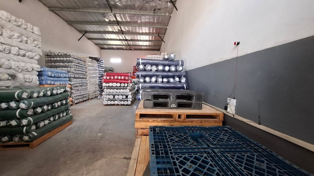 180m² Storage Unit For Lease in Springfield