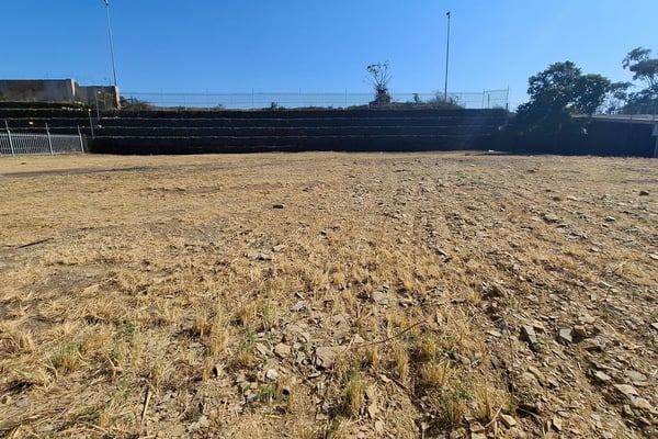1200m² Yard For Lease in Briardene — image 3
