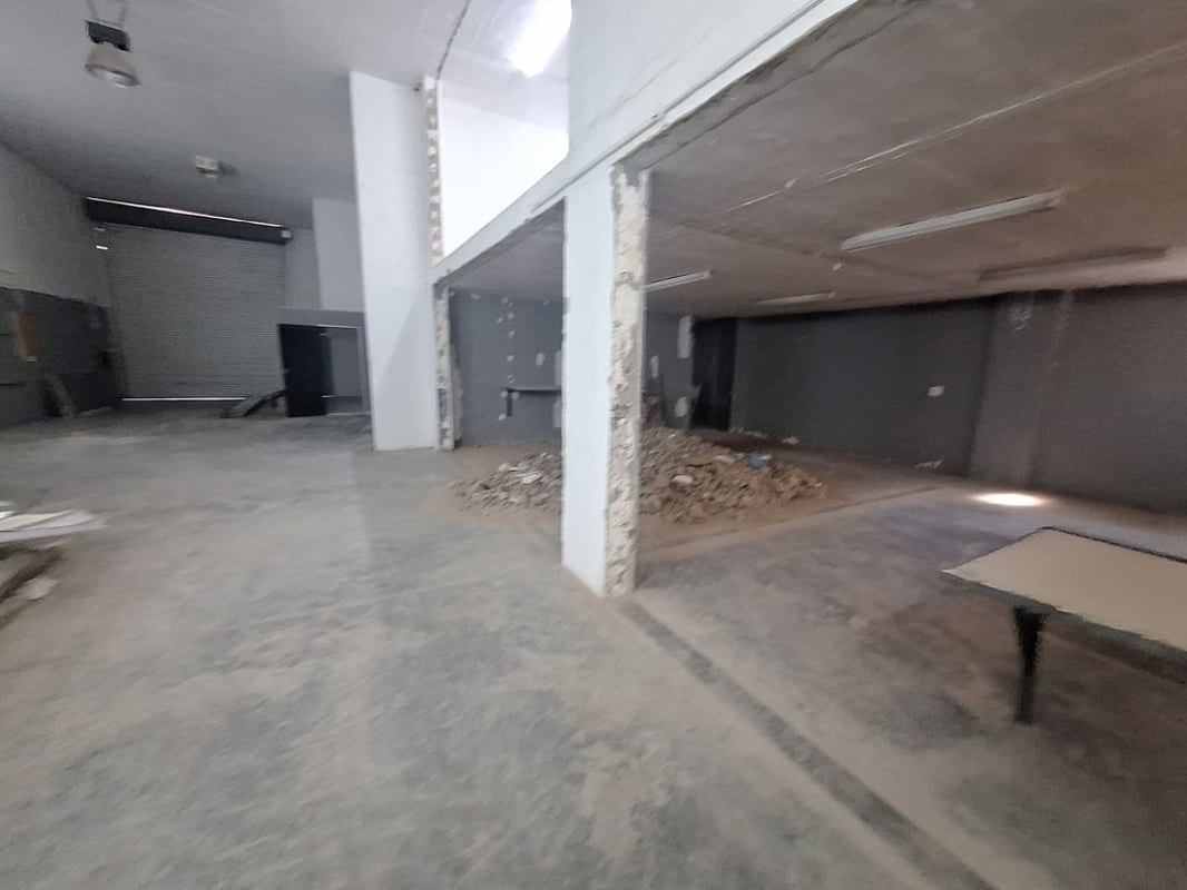 368m Warehouse For Lease In Westmead