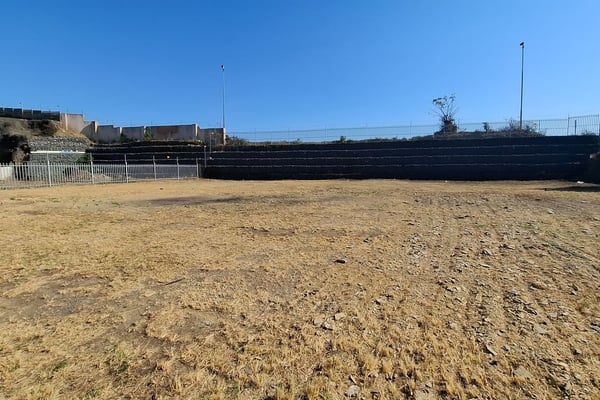 1200m² Yard For Lease in Briardene — image 2