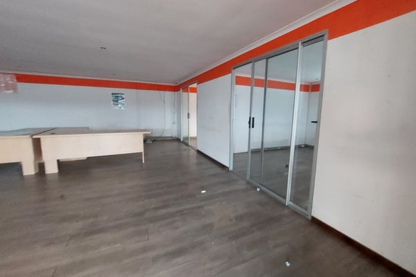 7000m² Yard For Lease in Springfield — image 5