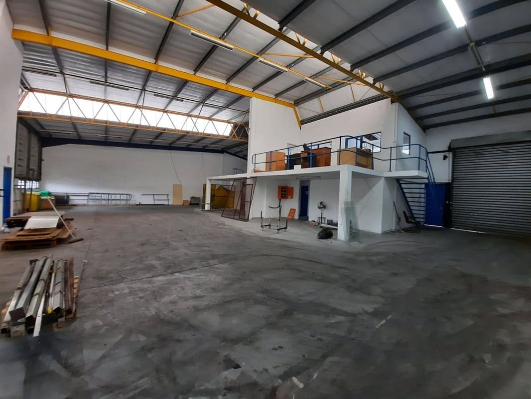 491m² Warehouse For Lease in Glen Anil