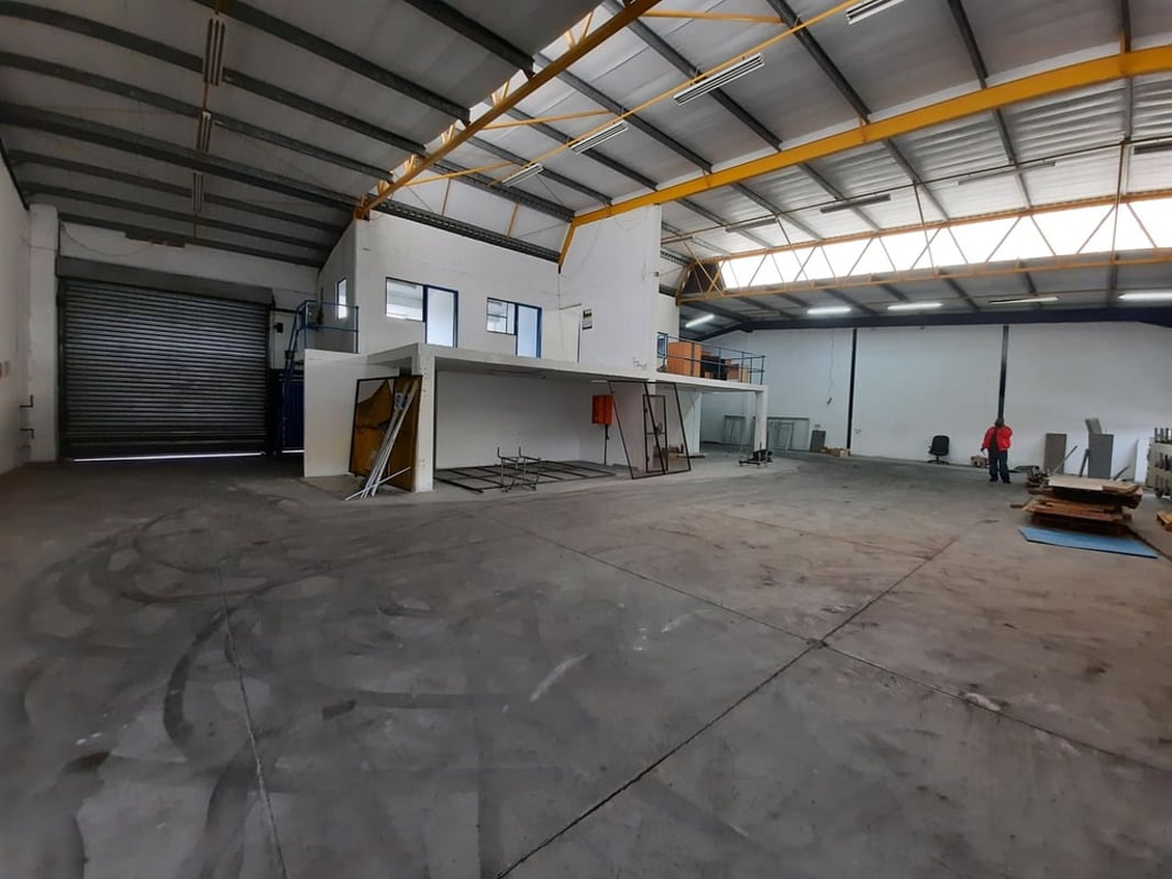 491m² Warehouse For Lease in Glen Anil