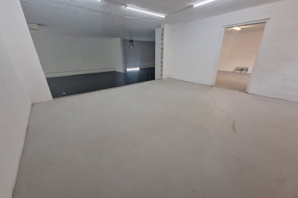 368m Warehouse For Lease In Westmead — image 4