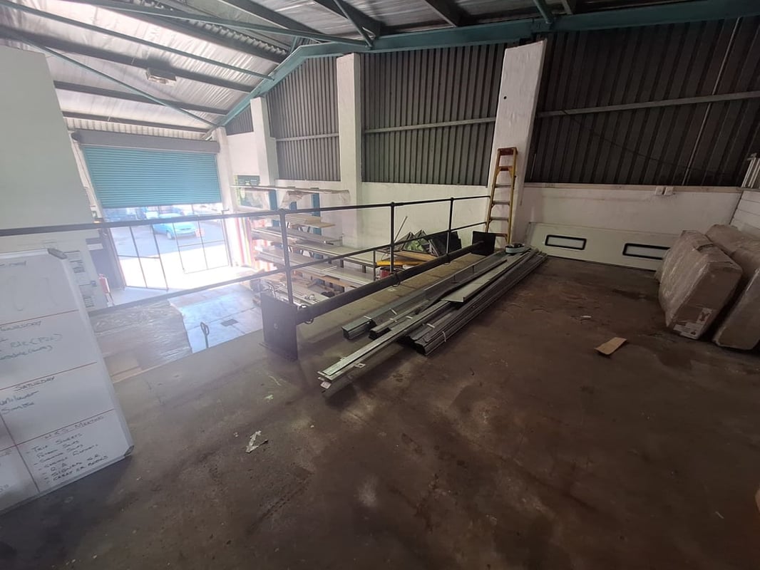 368m Warehouse For Lease In Westmead