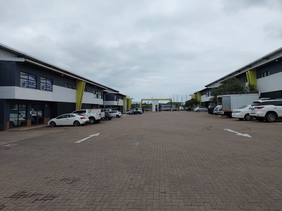 516m² Warehouse For Lease In Cornubia